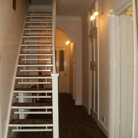 London Heathrow Guesthouse Ґіллінґдон Екстер'єр фото