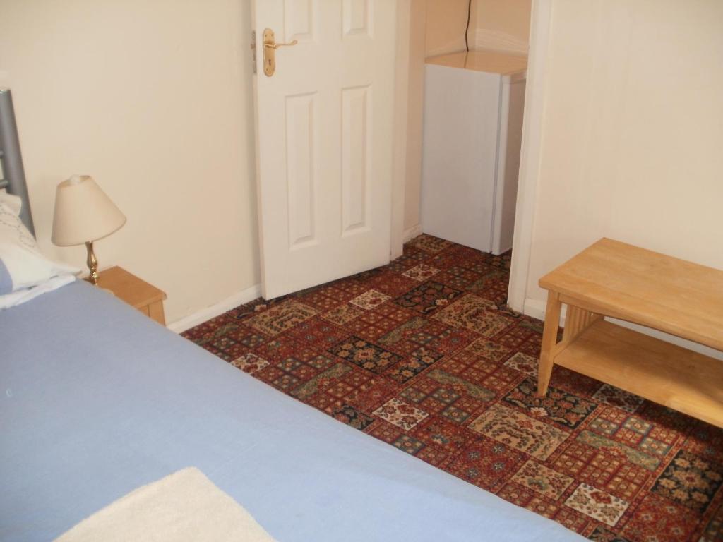 London Heathrow Guesthouse Ґіллінґдон Номер фото